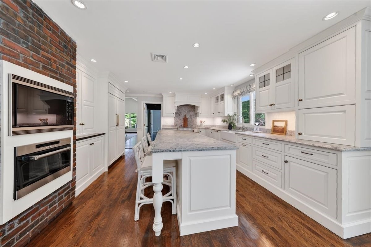 1 Grist Mill Lane