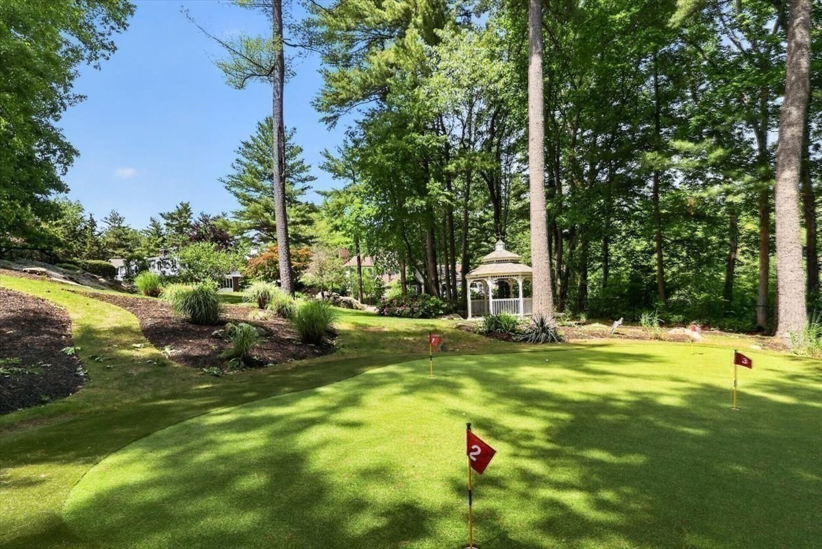 1 Grist Mill Lane