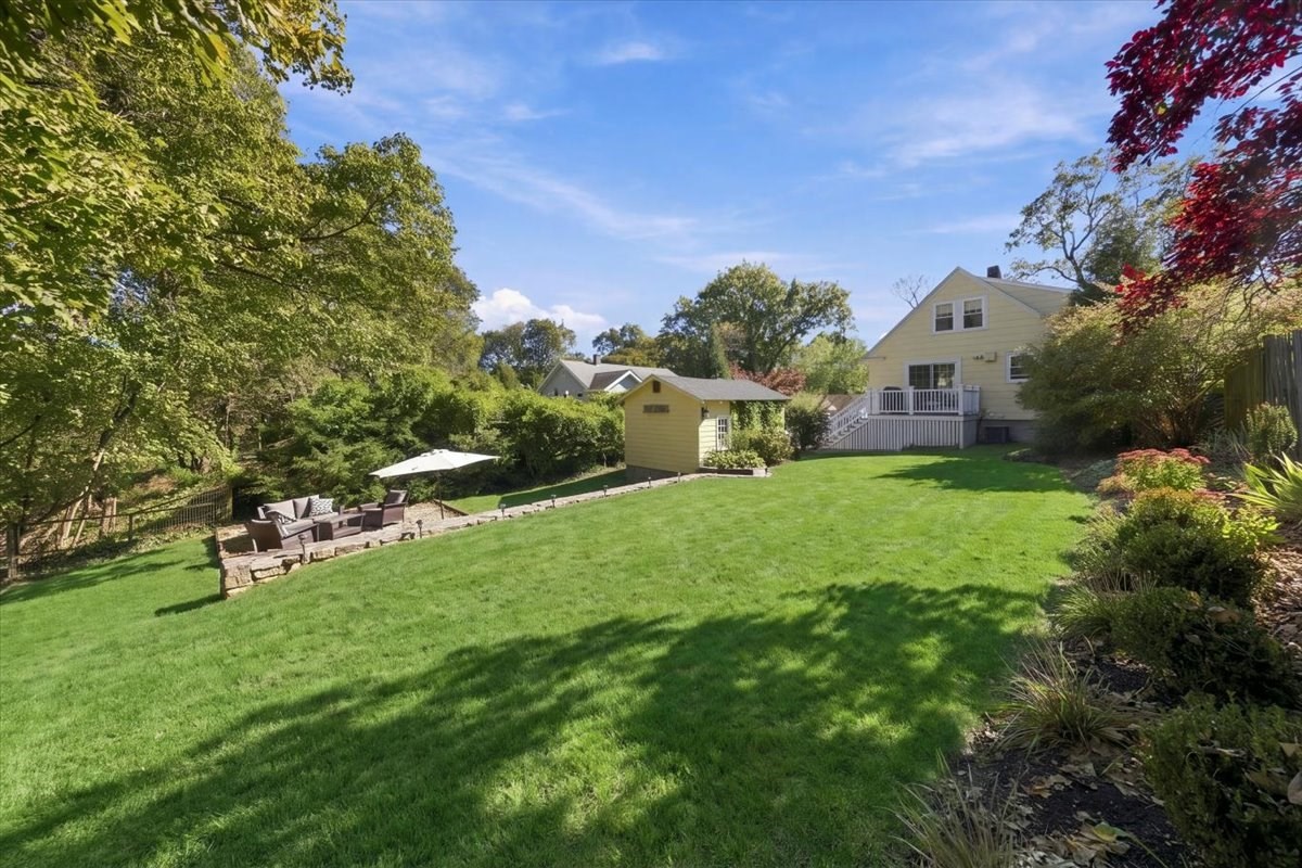 82 Manatee Rd