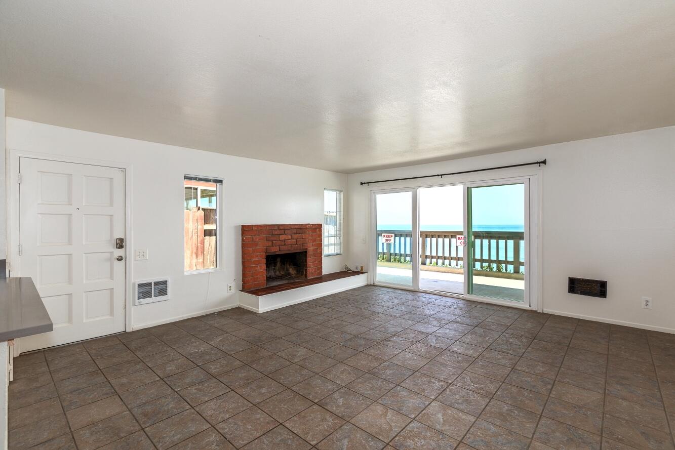 6521 Del Playa Drive