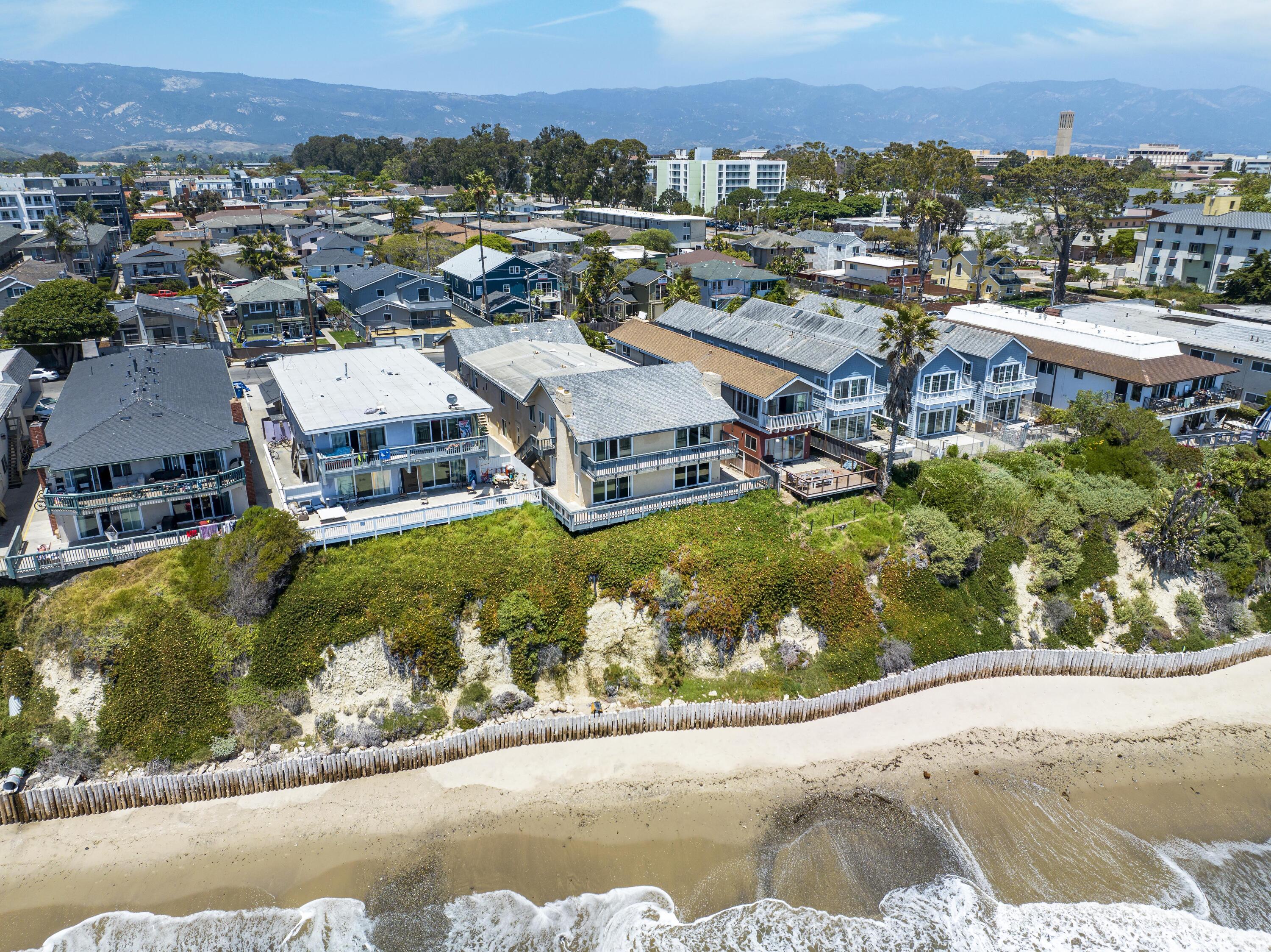 6521 Del Playa Drive