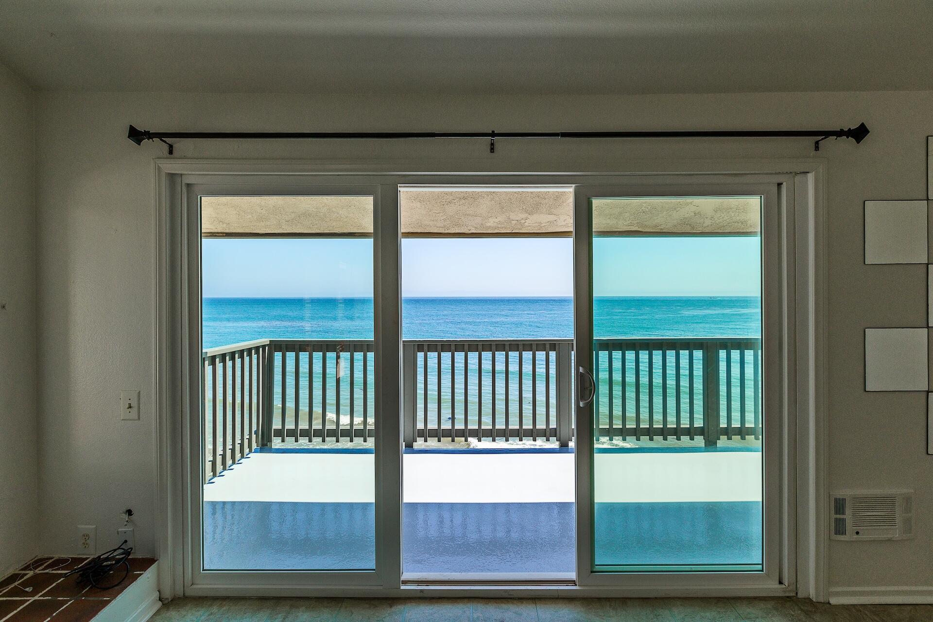 6521 Del Playa Drive