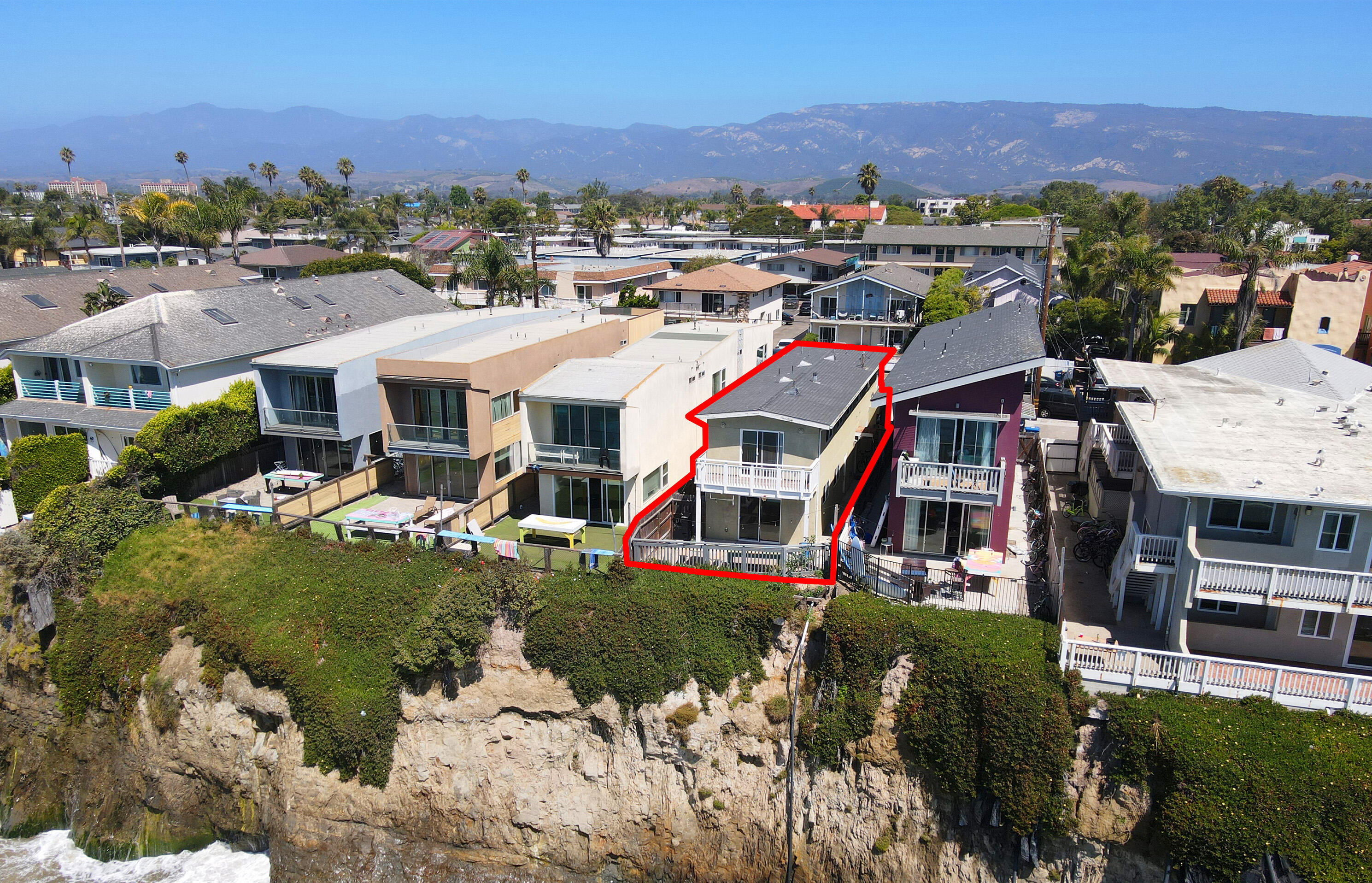 6565 Del Playa Drive