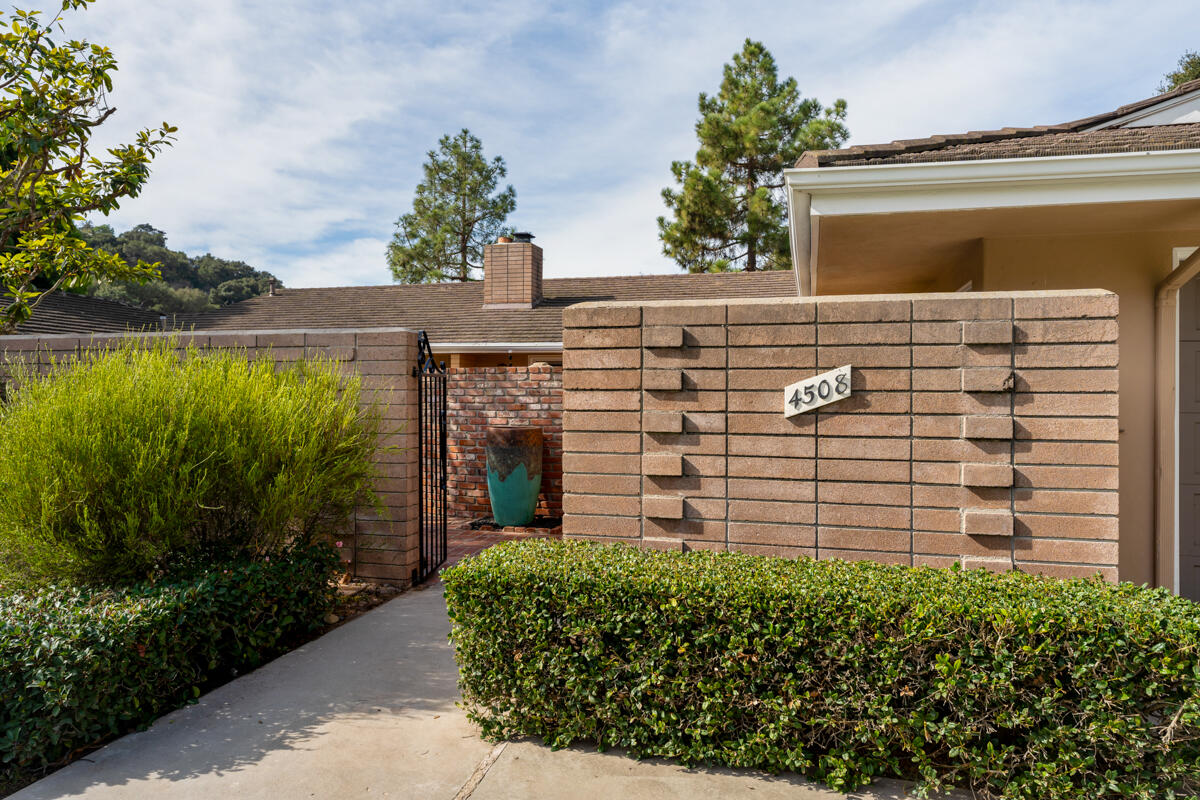 4508 Carriage Hill Drive