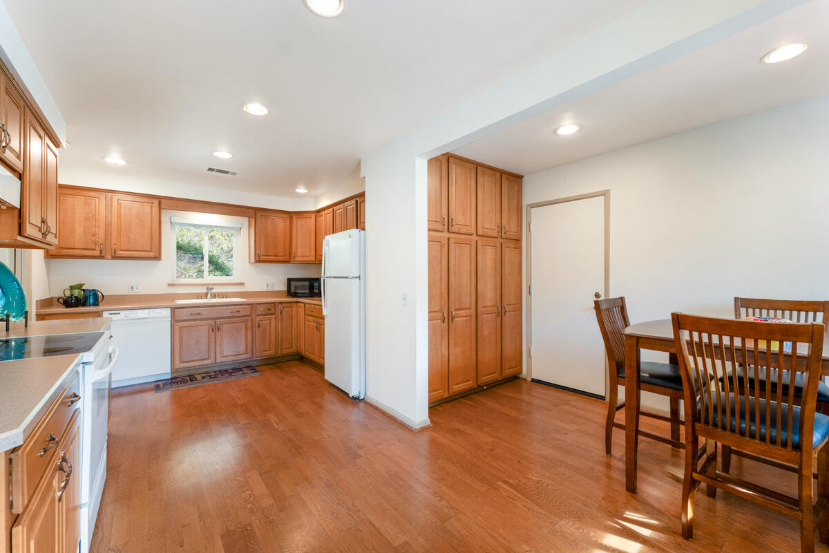 4508 Carriage Hill Drive