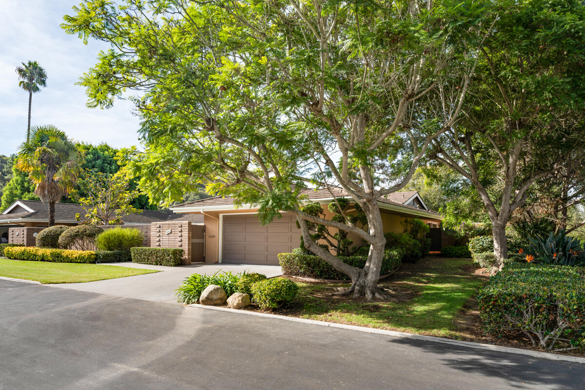 4508 Carriage Hill Drive