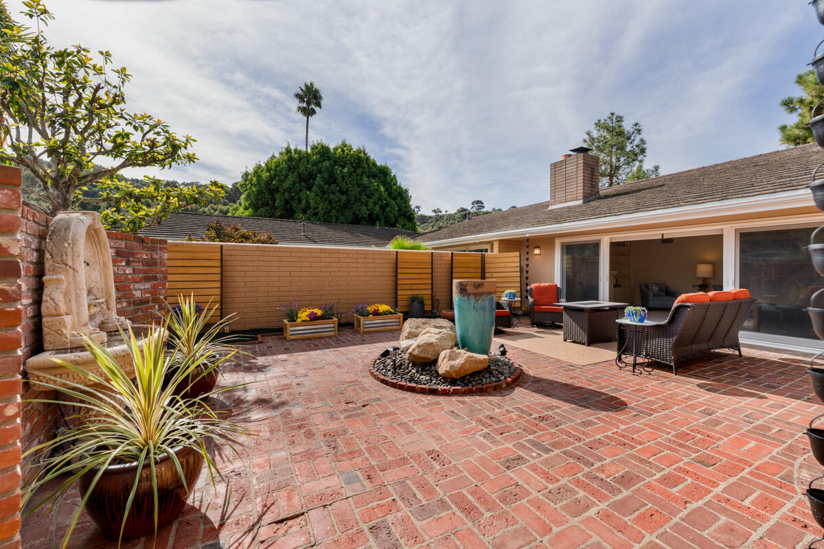 4508 Carriage Hill Drive
