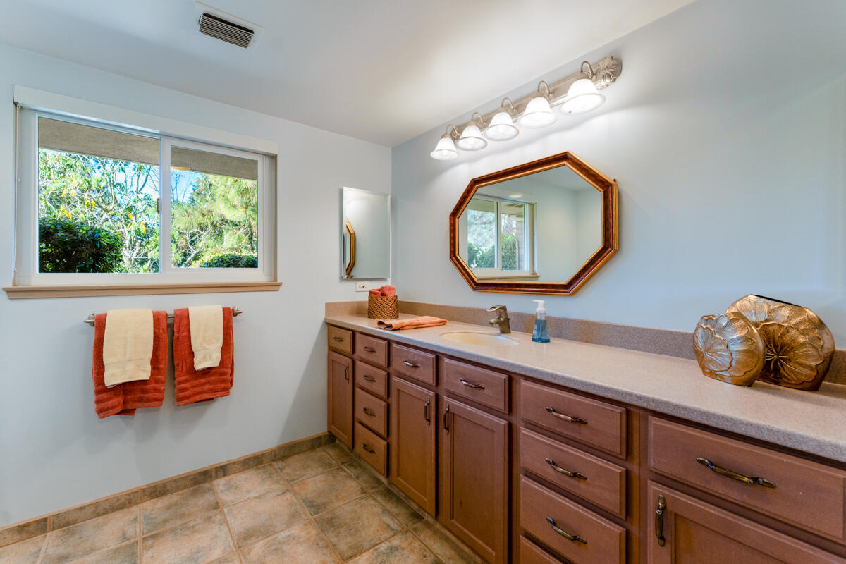 4508 Carriage Hill Drive