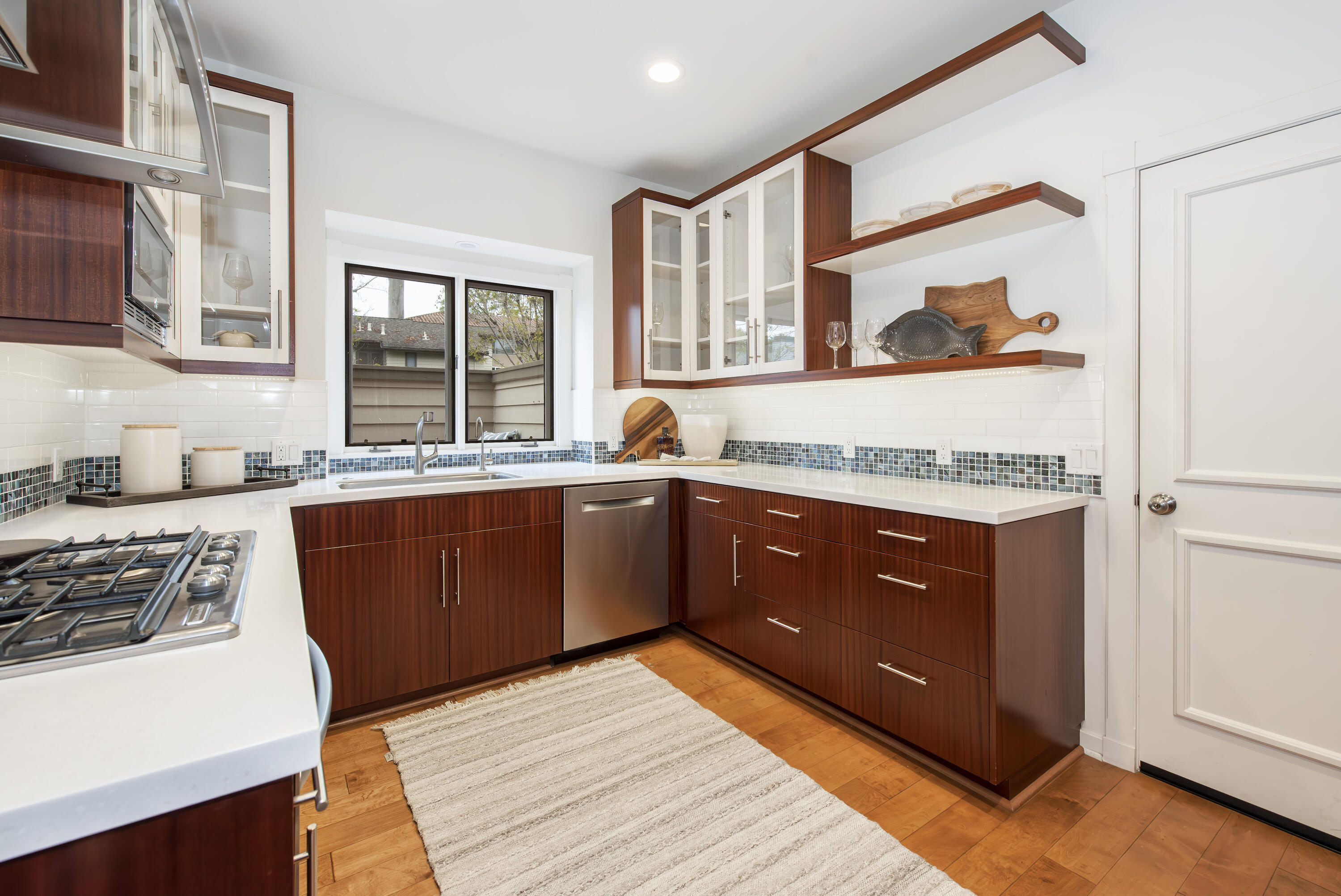 2733 Miradero Drive