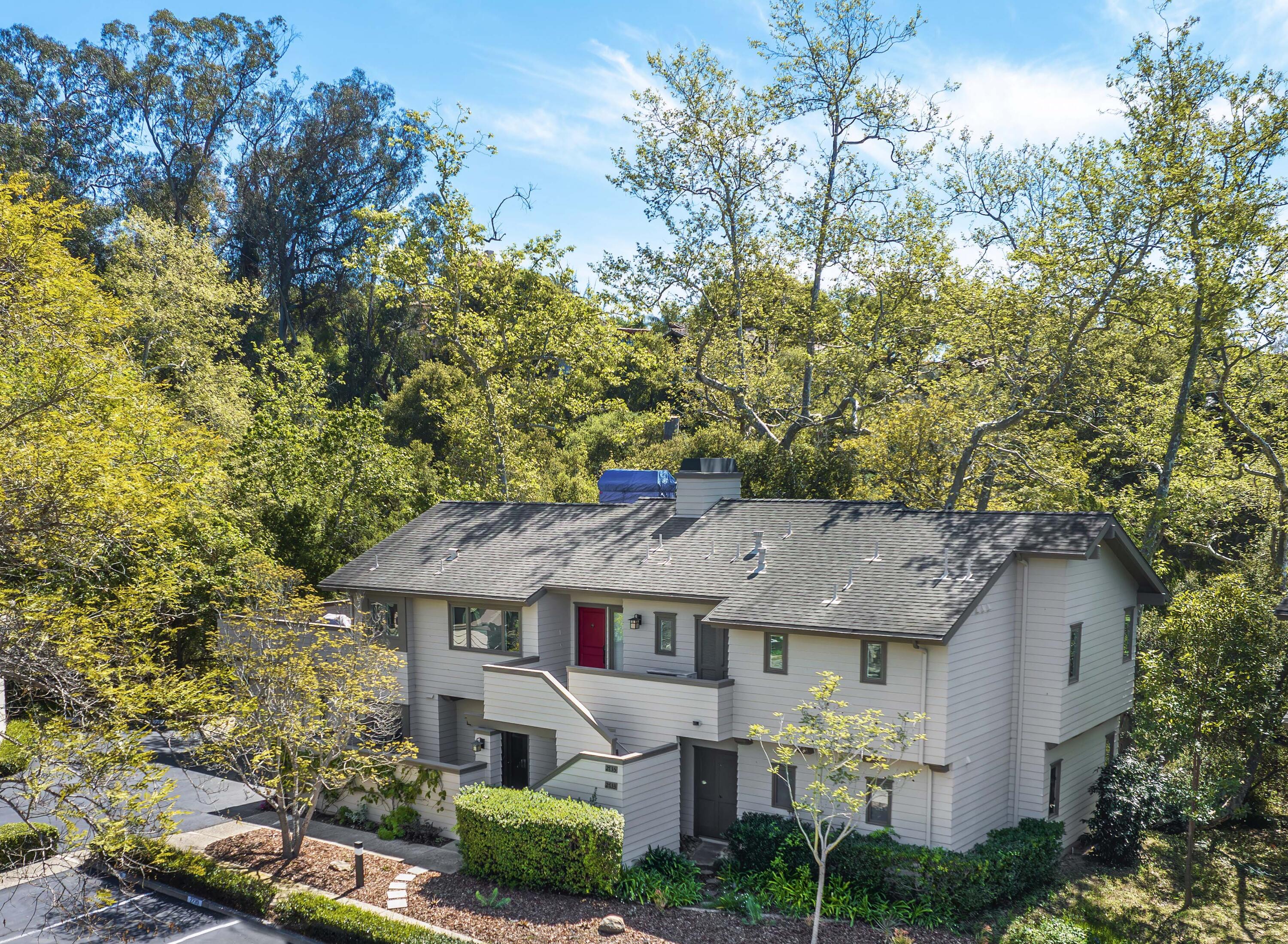 2733 Miradero Drive