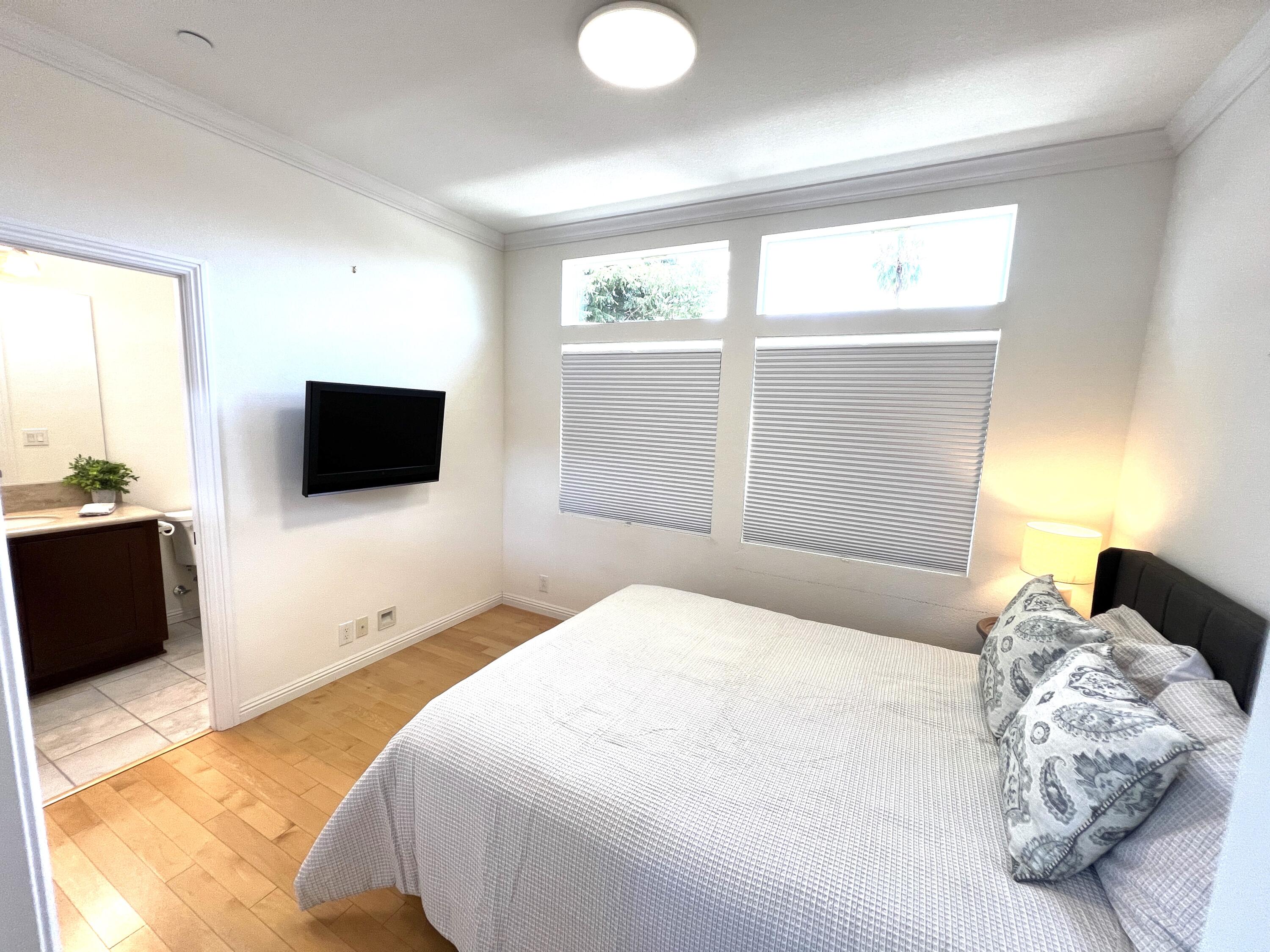 333 Old Mill Road, 9