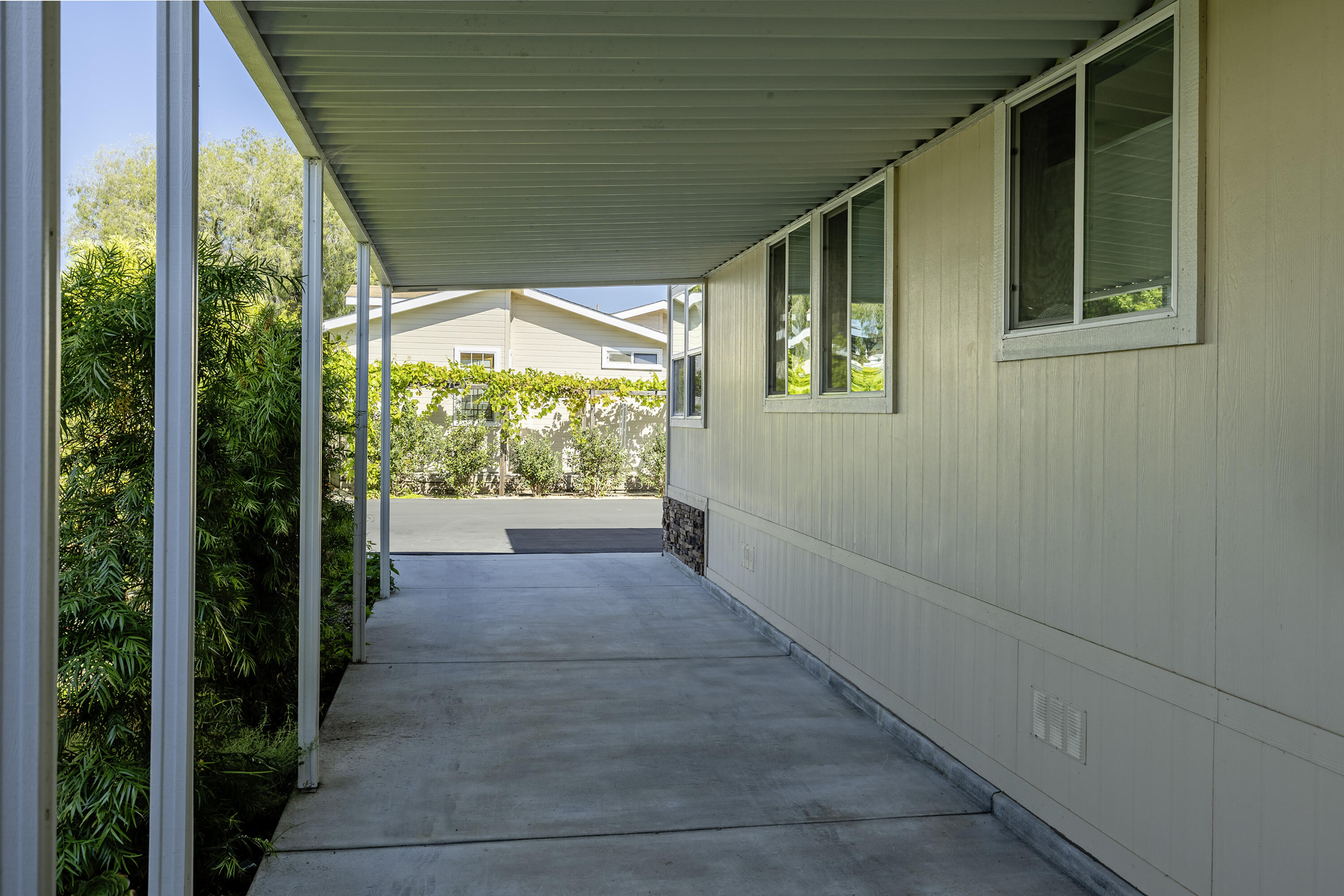 333 Old Mill Road, 9