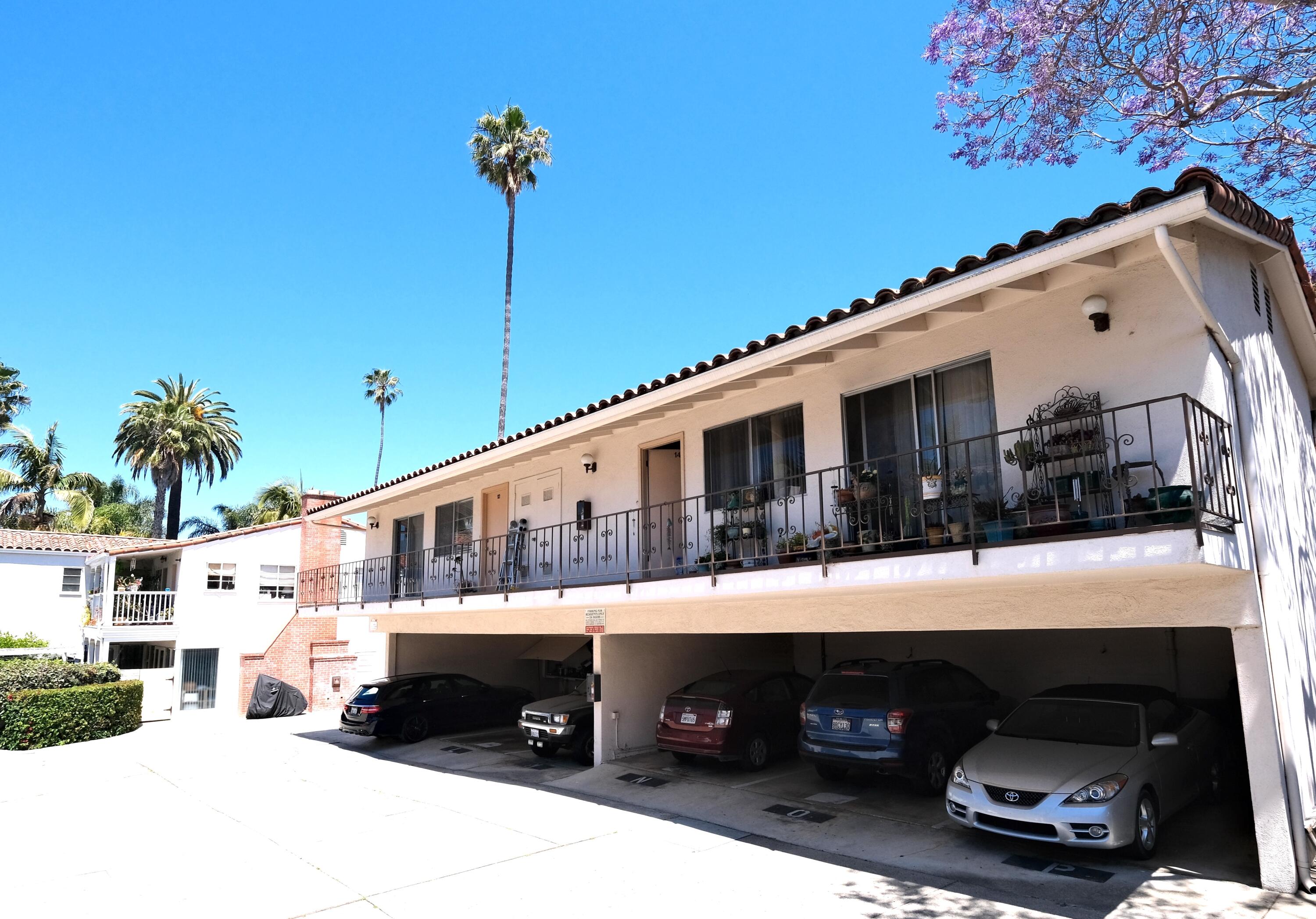 111 Chapala Street