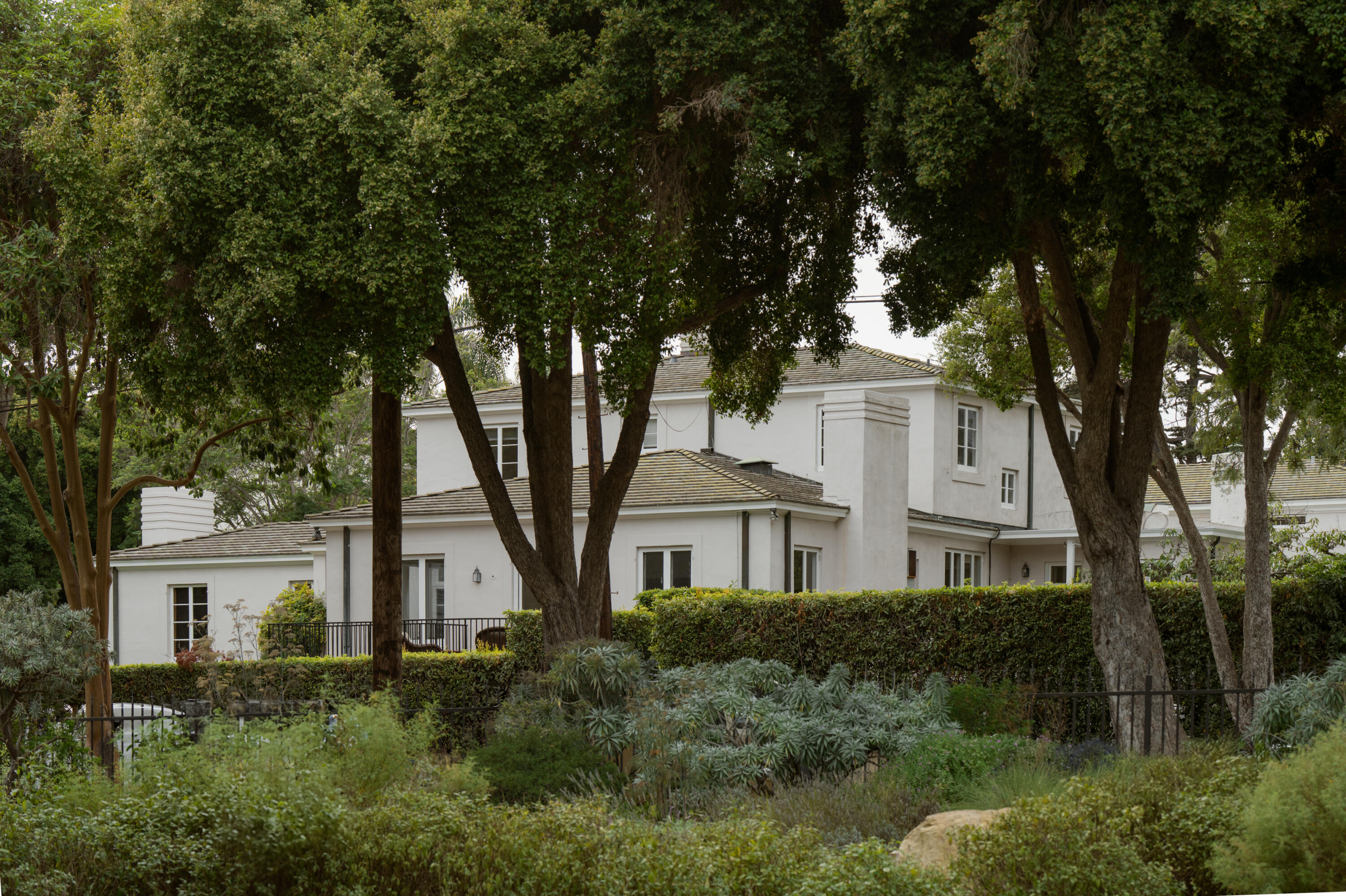 1600 Santa Barbara Street