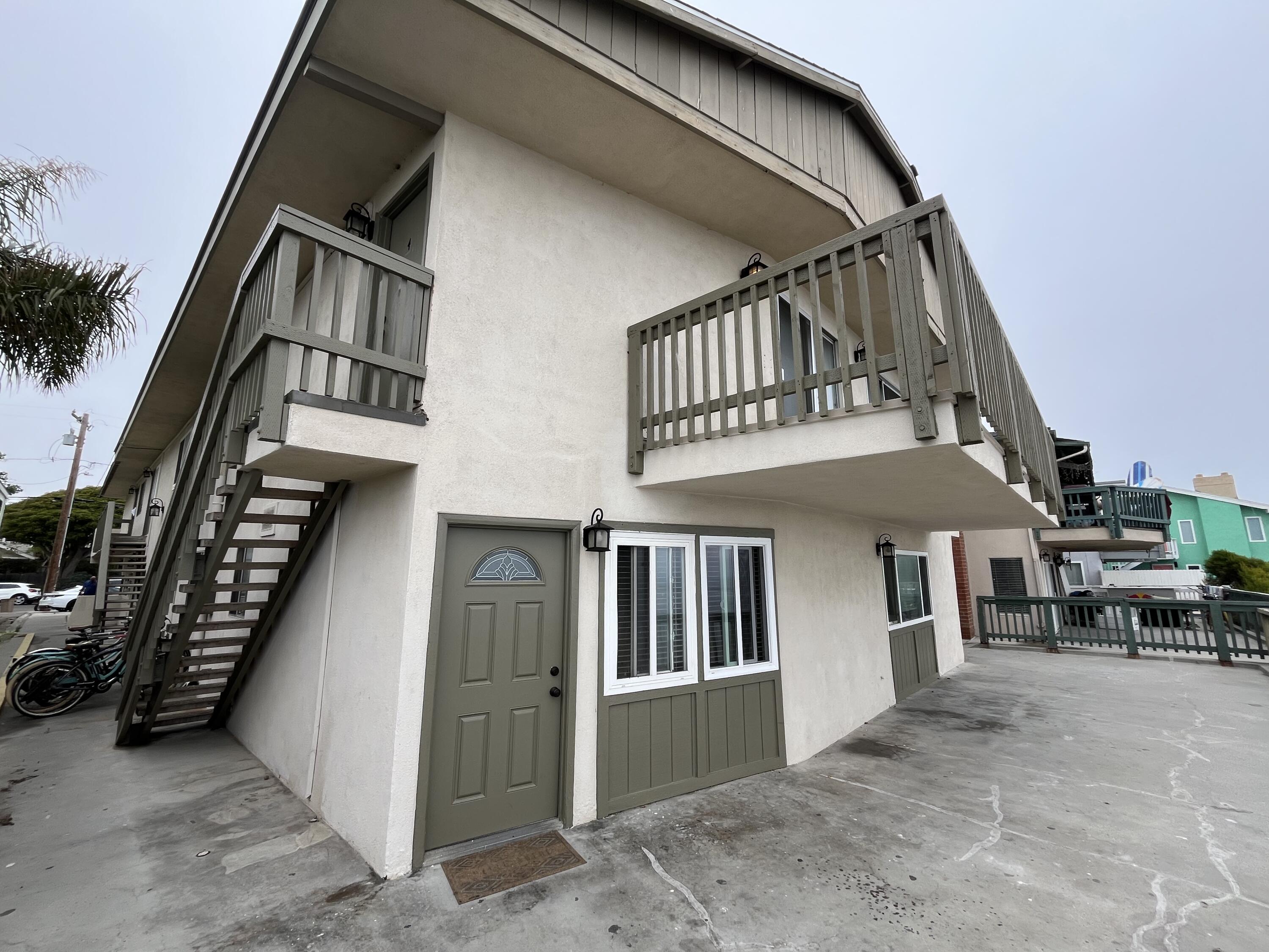6531 Del Playa Drive