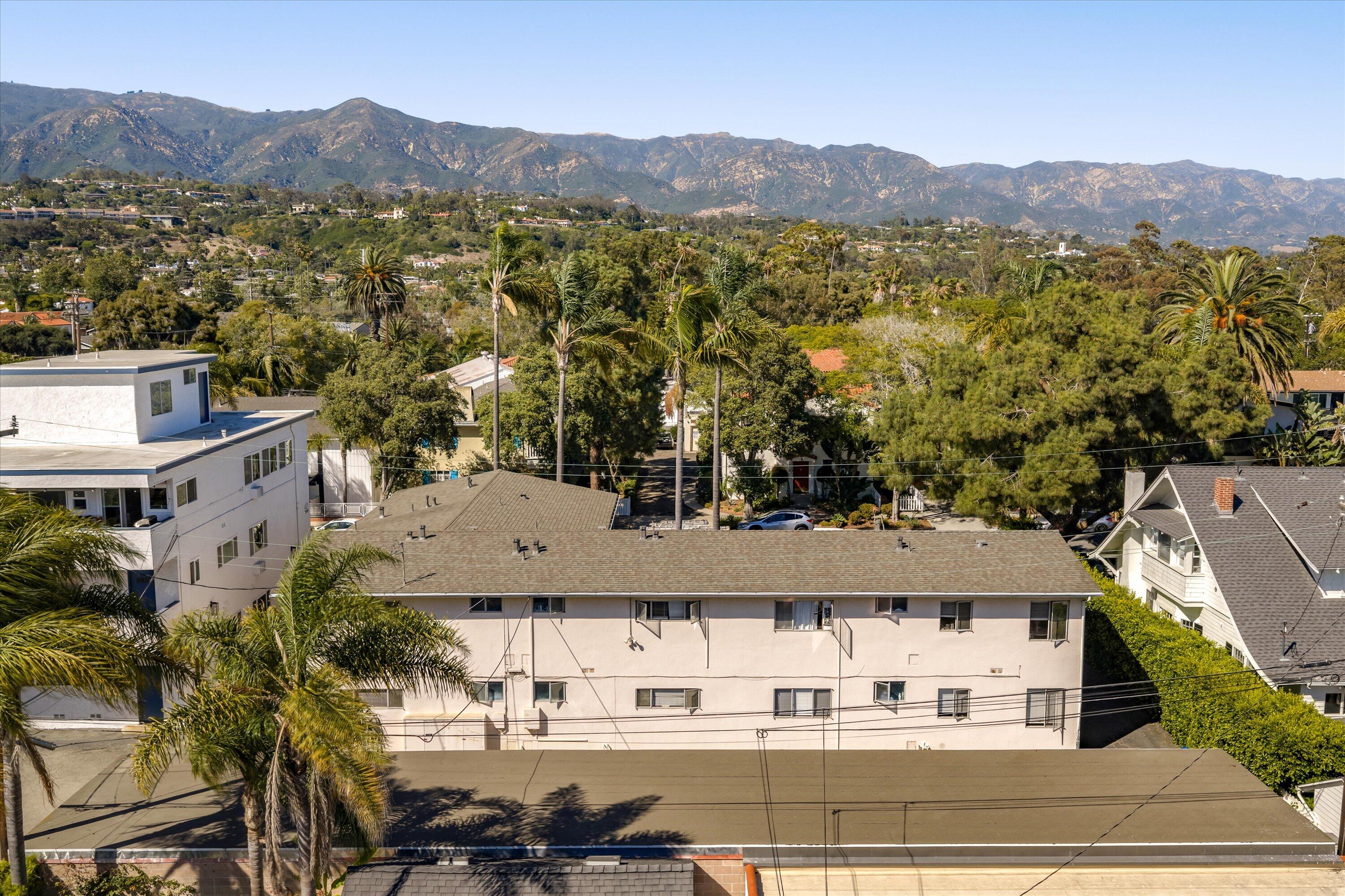 412 Corona Del Mar