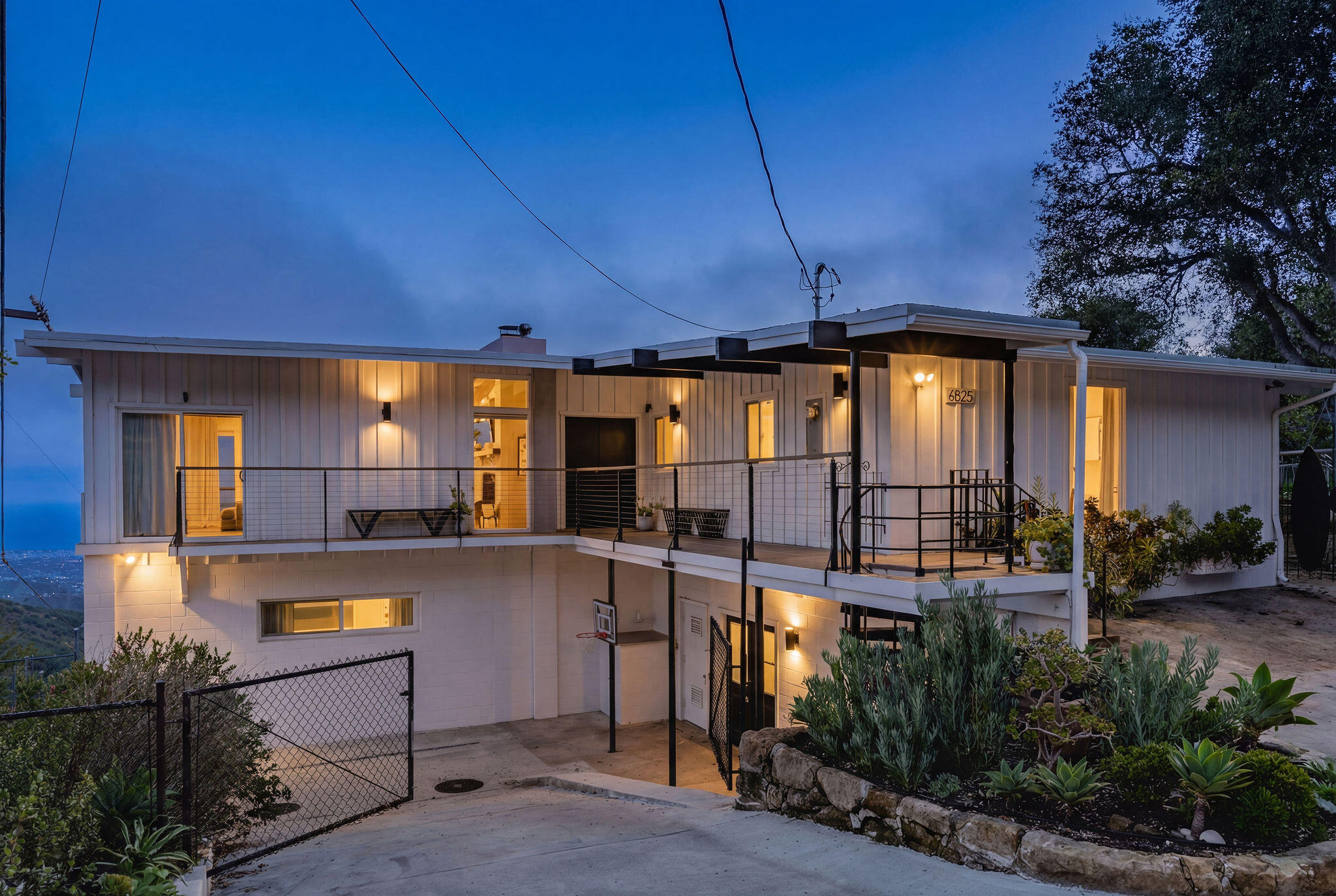 4825 Rim Road