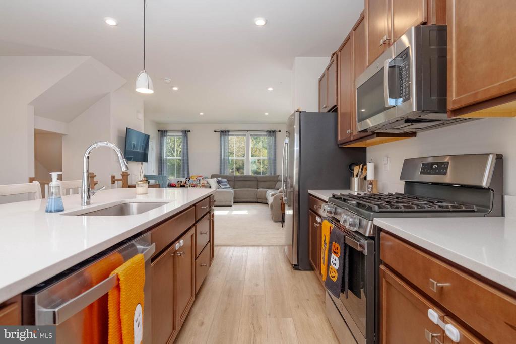 141 GLORY MAPLE LANE