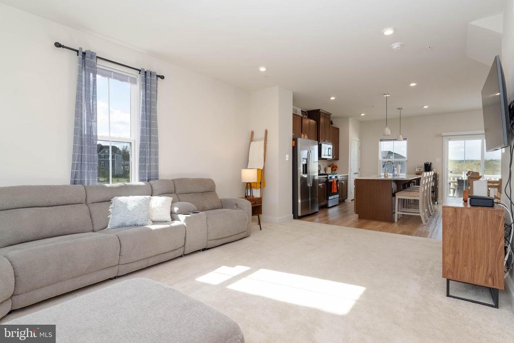 141 GLORY MAPLE LANE