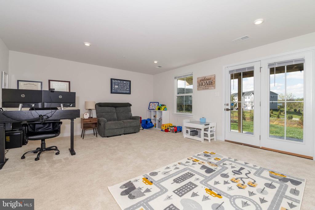 141 GLORY MAPLE LANE