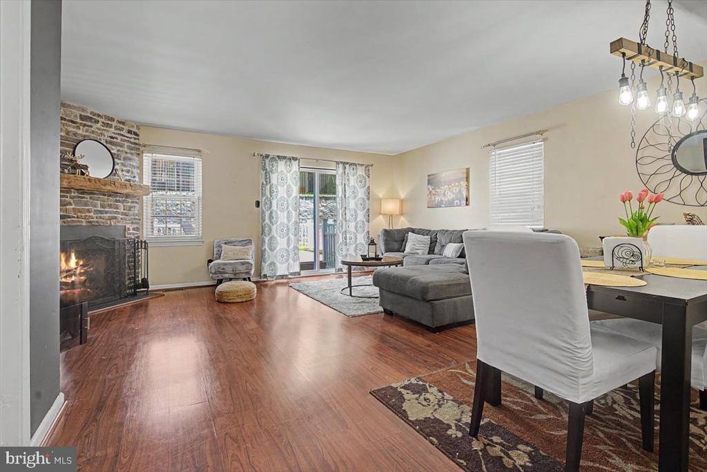 420 CEDARCREST LANE