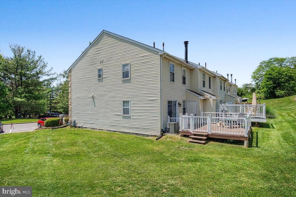 420 CEDARCREST LANE