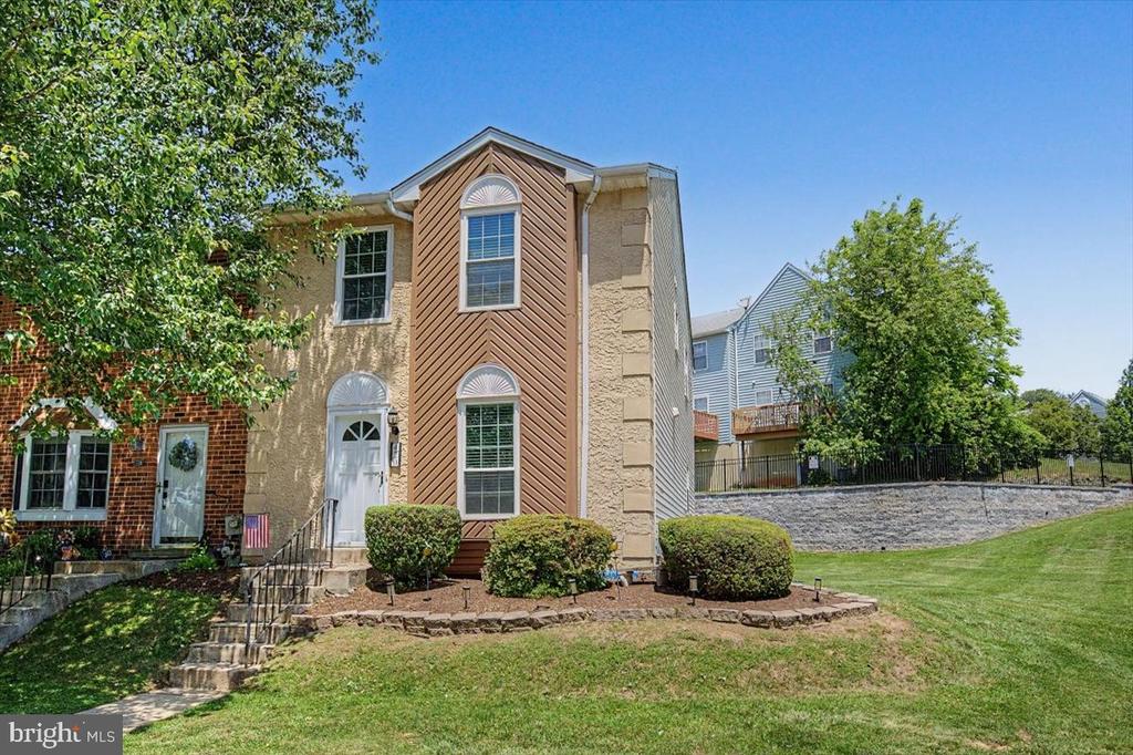 420 CEDARCREST LANE