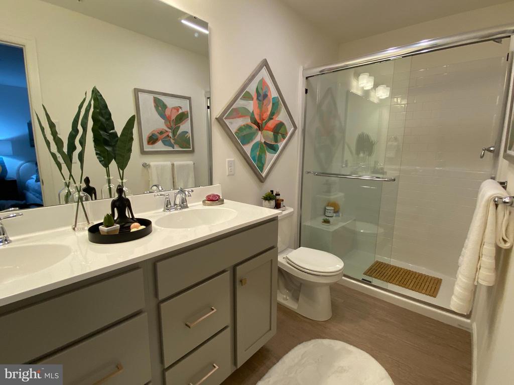 2473 ARTESIAN WAY Unit: 11