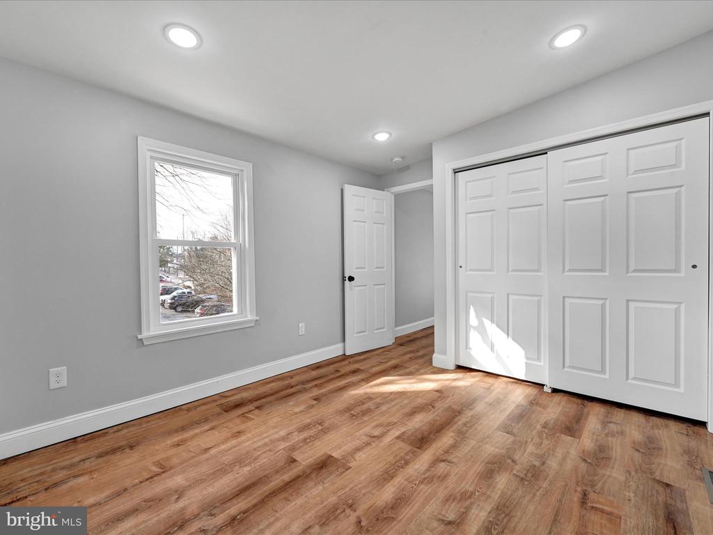 758 MANOR STREET