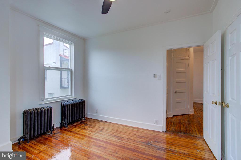 10 E JAMES STREET