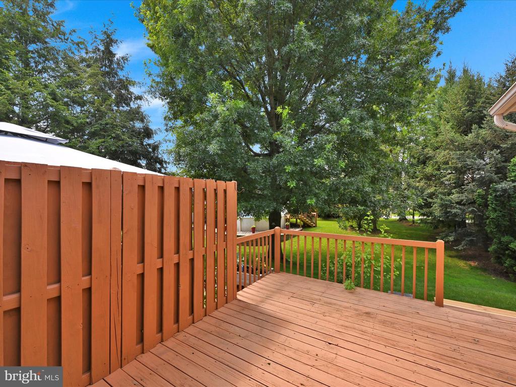 6 PENNRIDGE AVENUE