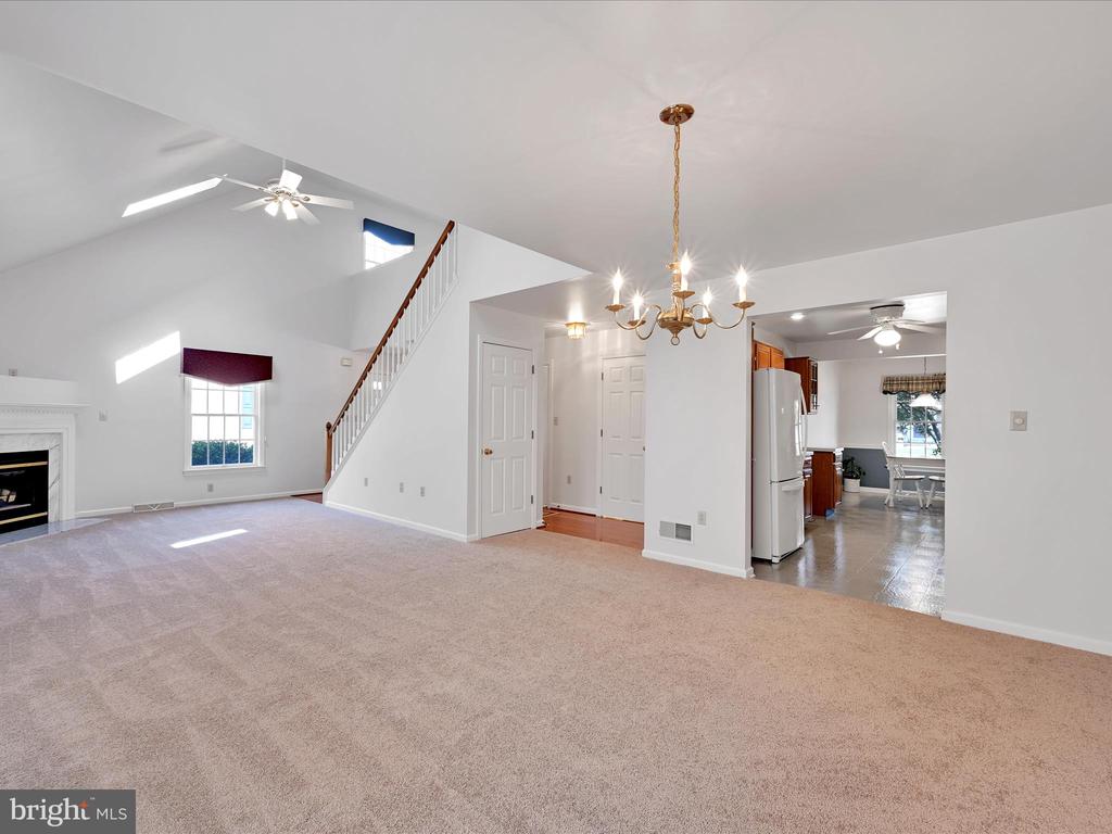 6 PENNRIDGE AVENUE