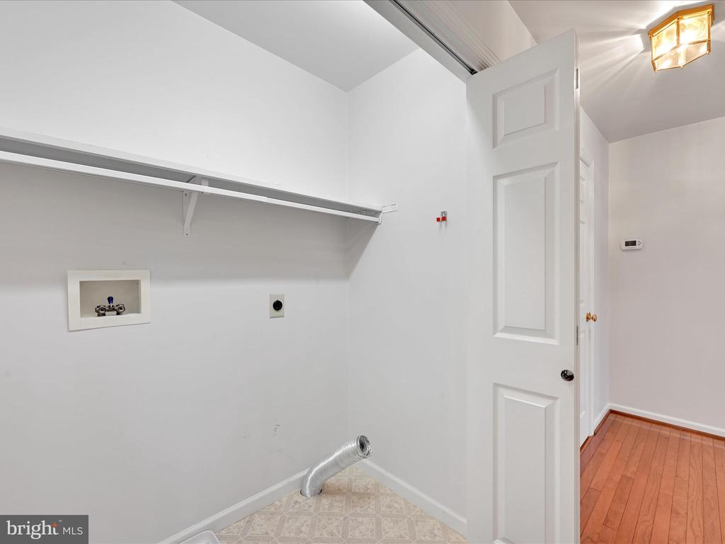 6 PENNRIDGE AVENUE