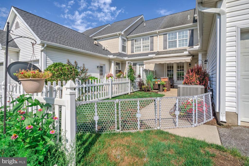 628 BRENTWOOD DRIVE