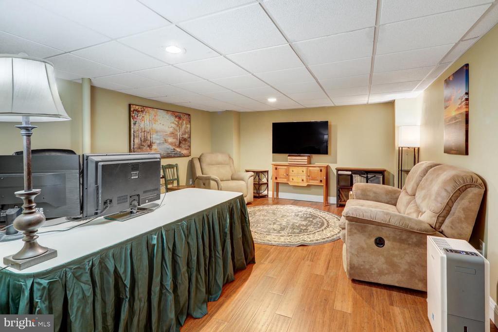 628 BRENTWOOD DRIVE