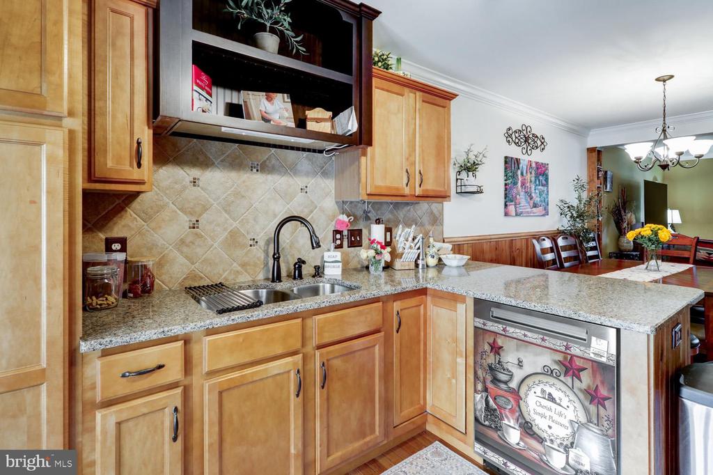 628 BRENTWOOD DRIVE