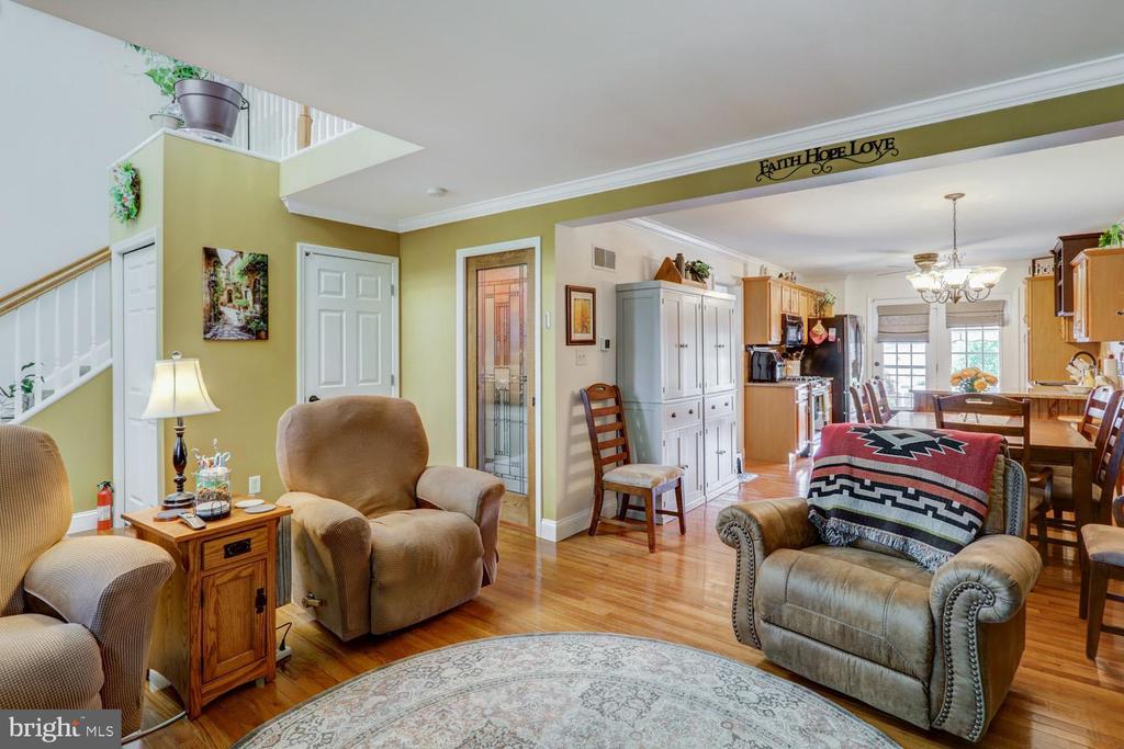 628 BRENTWOOD DRIVE