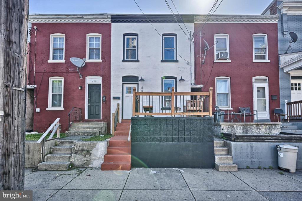865 N PRINCE STREET