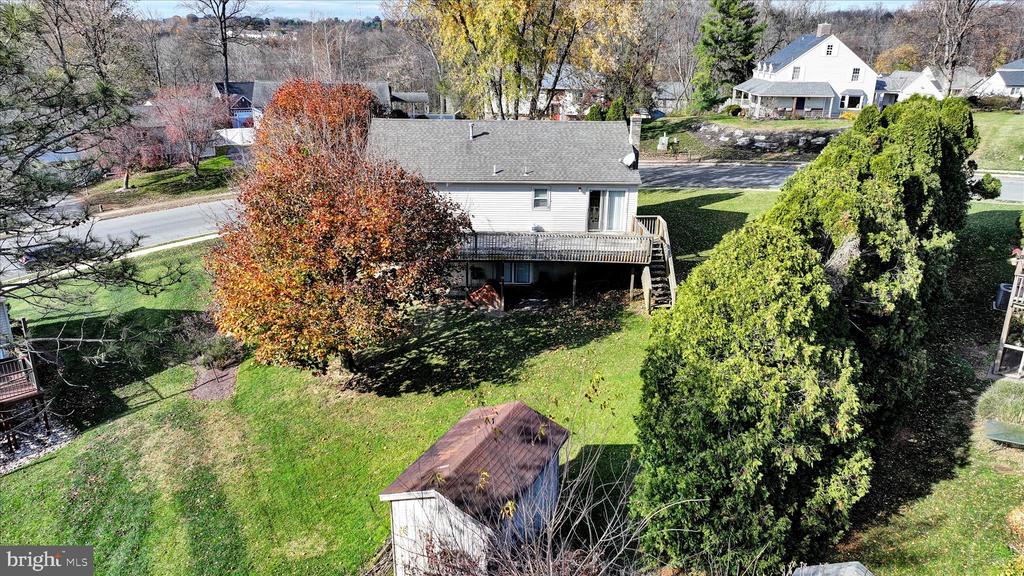 8 ROSEWOOD DRIVE