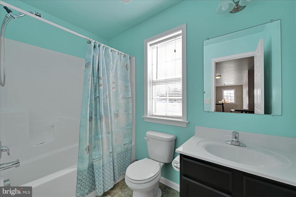 425 JOY CIRCLE