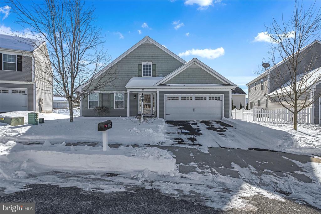 425 JOY CIRCLE