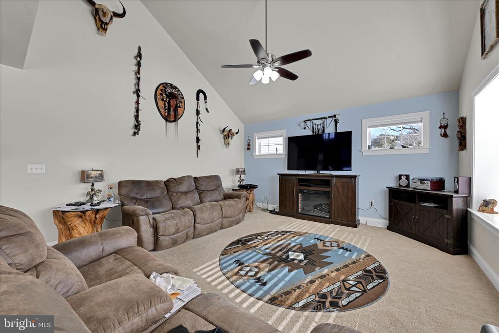 425 JOY CIRCLE