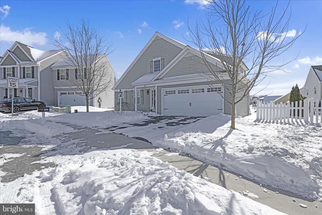 425 JOY CIRCLE