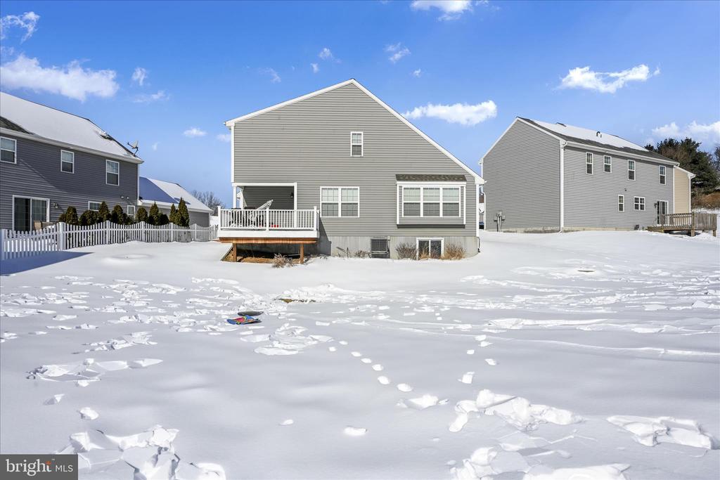 425 JOY CIRCLE