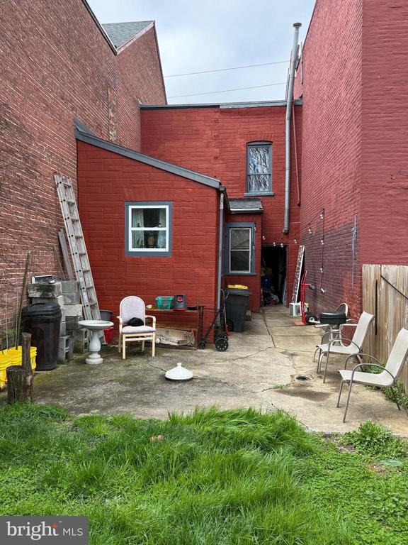 544 MANOR STREET