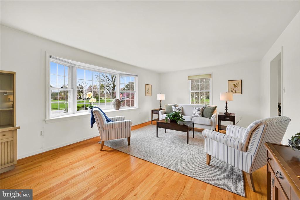 29 MAYFIELD DRIVE