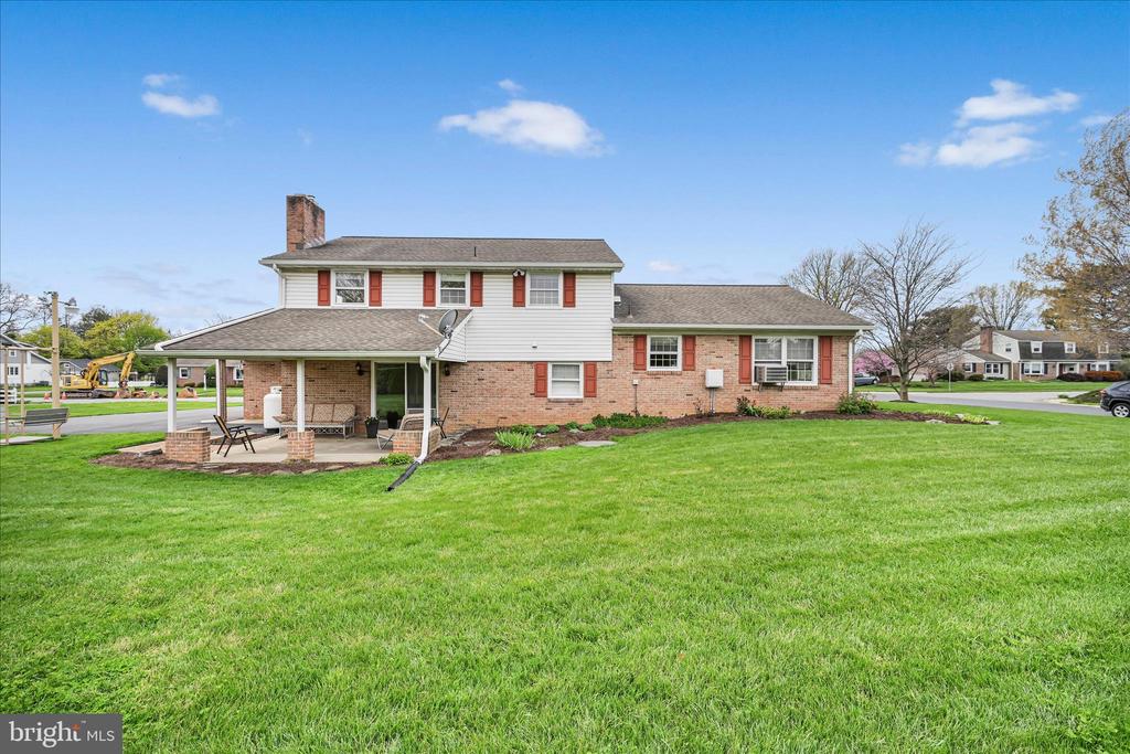29 MAYFIELD DRIVE