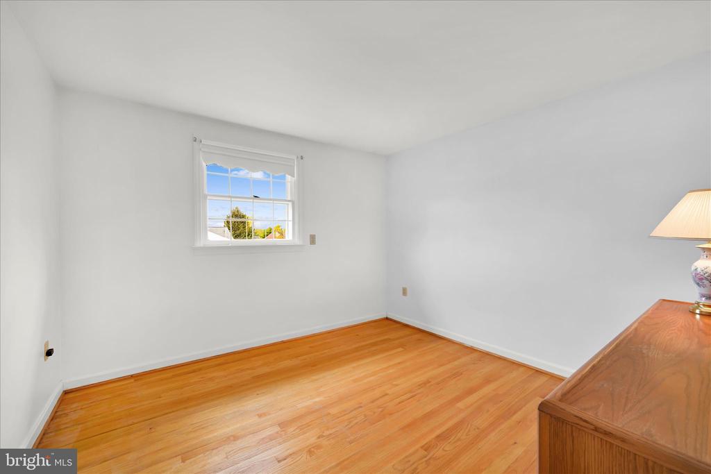 29 MAYFIELD DRIVE