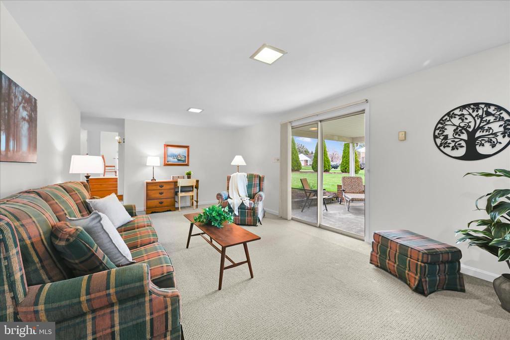 29 MAYFIELD DRIVE