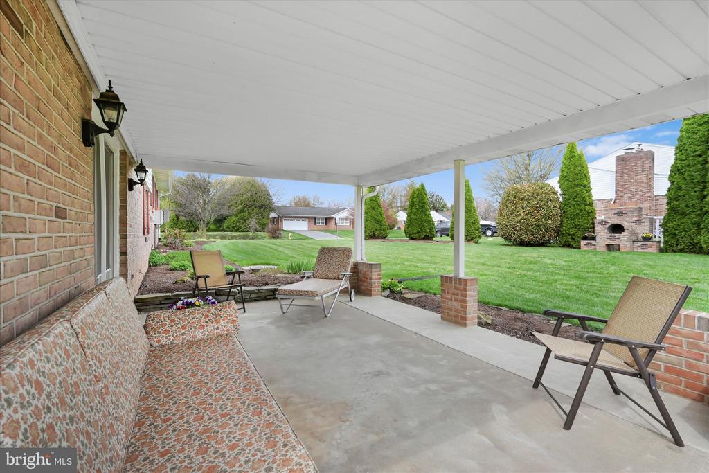 29 MAYFIELD DRIVE